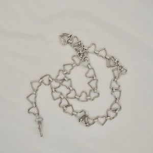 Brandy Melville heart chain belt